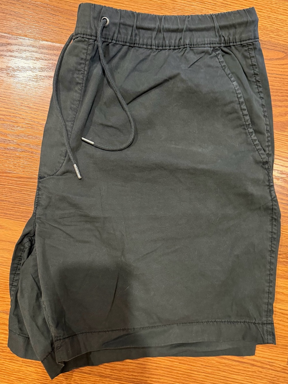 American Eagle Men's Black Drawstring Casual Shorts